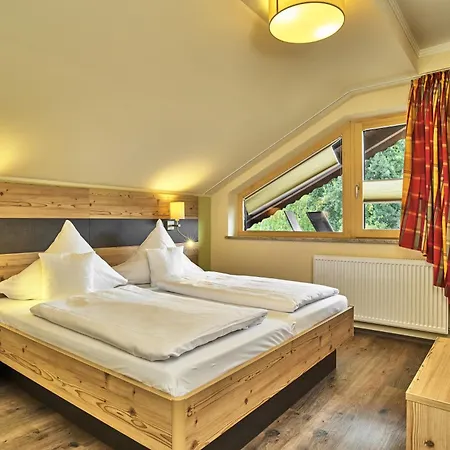 Bayerwald Hotel 3*